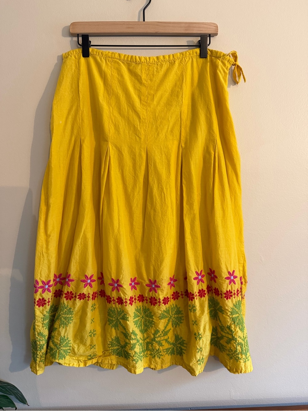 Gudrun Sjödén Embroidered Yellow Cotton Midi Skirt M Floral Boho Folk Pleated